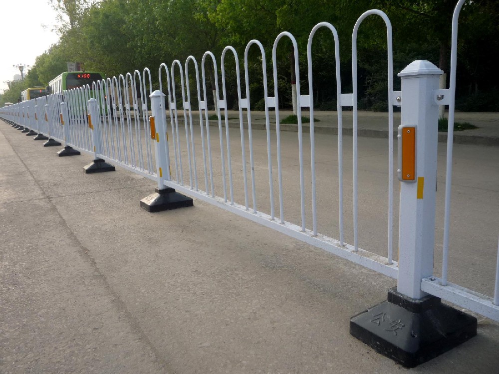 道路护栏
