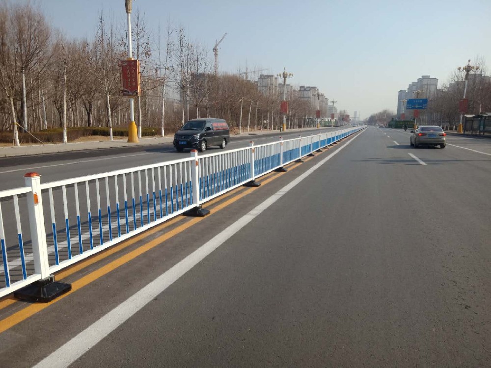 道路护栏