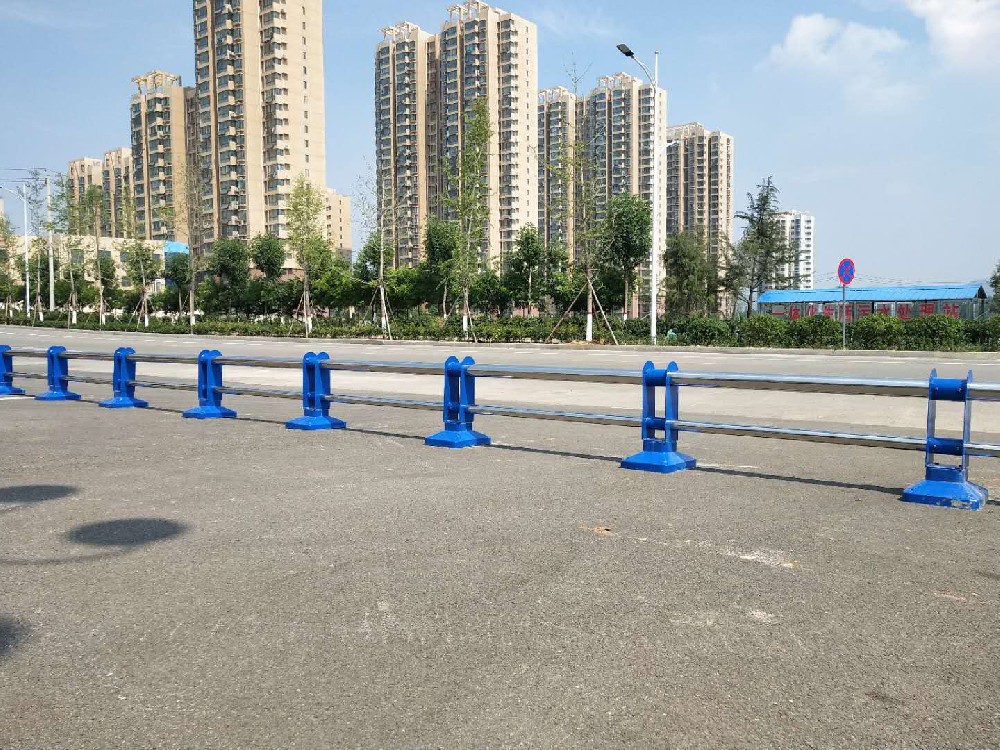 道路护栏