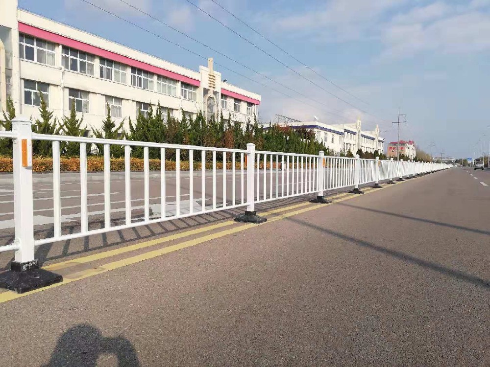 道路护栏