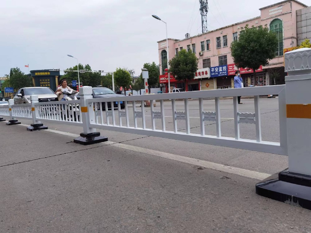 道路护栏